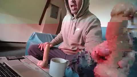 Hippie Jijm online show from January 24, 6:14 pm