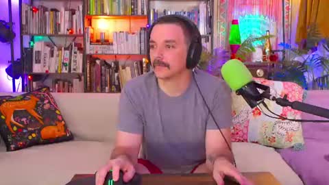 HipsterTrash Clark one half of Task Manager online show from June 30, 9:42 am