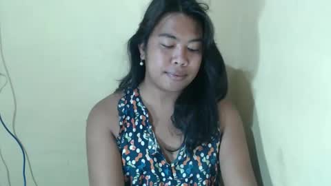 Layla3 online show from April 9, 2:48 am