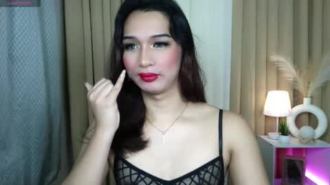 Hoelymorri online show from January 5, 9:07 pm