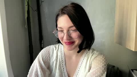 Sofia online show from April 19, 4:57 am