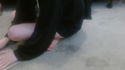 Holly Hawkes online show from January 7, 10:04 pm