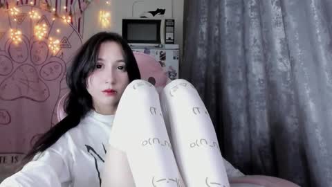 Ho Lee Sheet online show from October 23, 8:42 pm