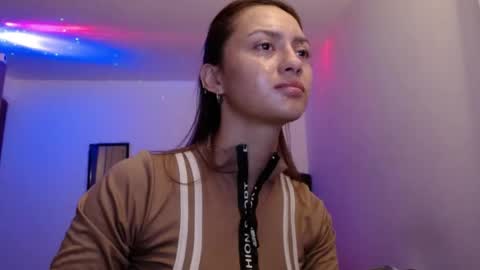 Juli online show from April 21, 5:03 am