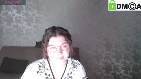 Snapshot of holy_michela chatting on March 10, 9:12 am Welcome guys  Pleasure to see you all here  My name is MichaelaTip menu is active Private is open  online show from March 10, 9:12 am