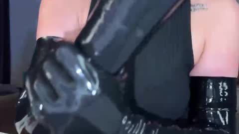 Goddess Holy Catharsis   online show from December 17, 6:47 pm