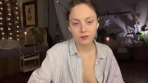 dori not holy get my tg channel with link from description under last photo online show from March 18, 8:47 pm