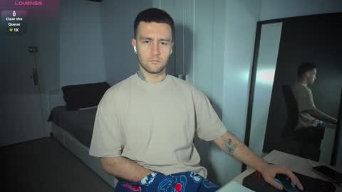 Andrew online show from March 12, 6:40 am