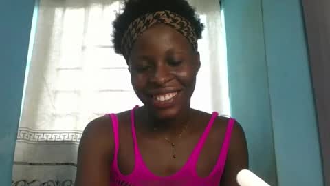 Queen online show from February 7, 11:24 am