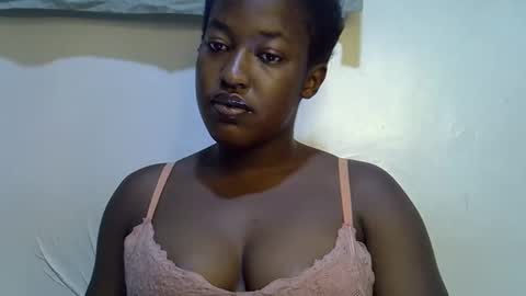 honey_dropp1 online show from May 25, 3:12 am