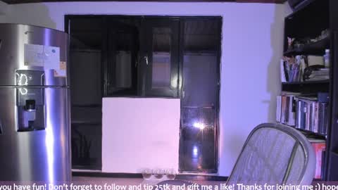 Lau online show from June 24, 3:35 am