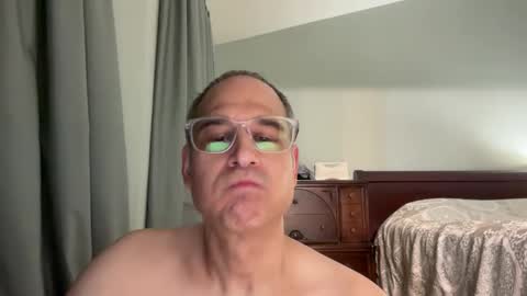 honey_man14 online show from May 30, 3:43 pm