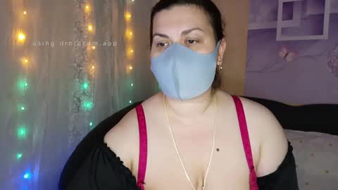 Alexa and Oscar online show from April 3, 5:53 pm