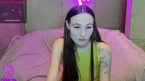 Lizzy online show from April 19, 1:12 pm