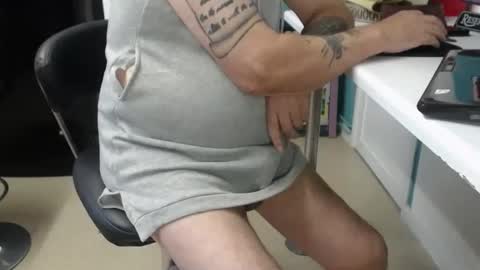 honeymaster290 online show from December 13, 11:23 am