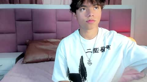 honeymoon_sariel online show from May 14, 1:42 pm