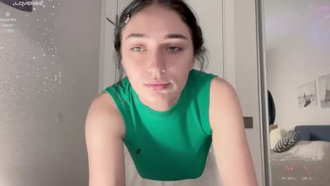 Noah and Sophie online show from June 26, 7:19 pm