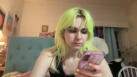 Emi Rose online show from February 18, 6:57 am