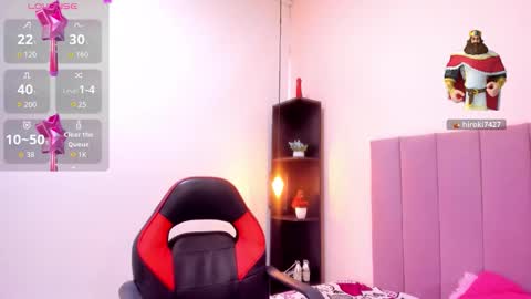 holly online show from November 21, 9:02 pm