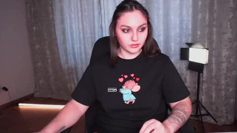 Karina online show from April 14, 7:33 am