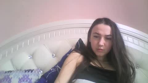 hootloove69 online show from February 2, 8:56 am