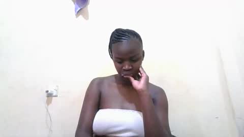 Snapshot of hope_terry chatting on October 6, 8:10 am hope_terry online show from October 6, 8:10 am