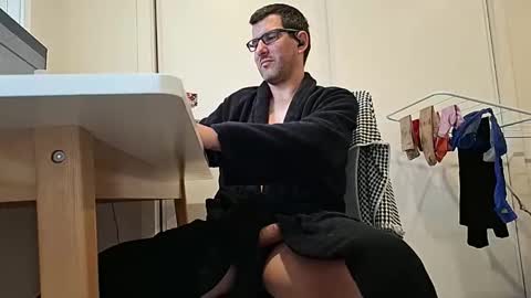 hopefulguy86 online show from May 1, 10:48 pm