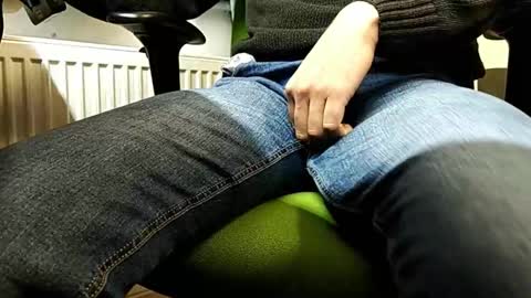 hor34ny5 online show from December 4, 10:26 am