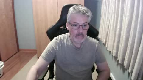 horndoggy online show from May 29, 9:40 am