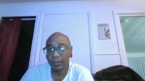 Snapshot of horny77capeverdain chatting on October 4, 3:48 am horny77capeverdain online show from October 4, 3:48 am