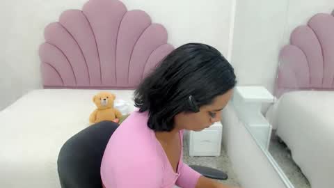 horny_bri_ online show from January 12, 1:29 pm