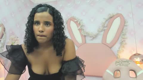 Horny Curls  online show from May 28, 4:21 am