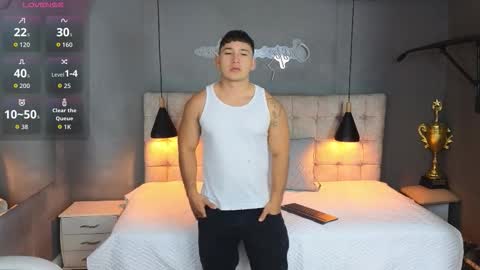 horny_nick18 online show from October 14, 9:56 am
