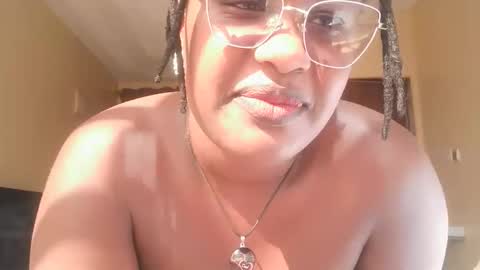 Lucy online show from November 4, 6:26 am