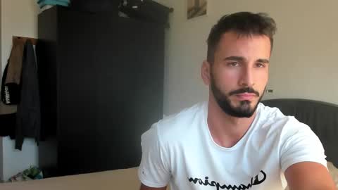 hornyasfuckk33 online show from November 5, 1:46 pm