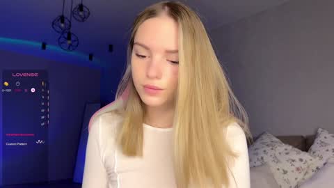 Sonya online show from January 19, 4:33 am