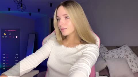 Sonya online show from February 5, 2:37 pm
