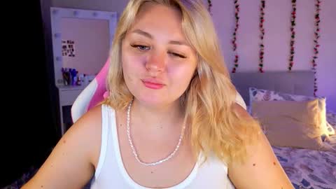 HornyCakee online show from October 19, 11:04 am