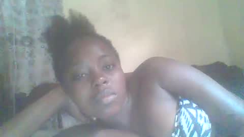 Snapshot of hornygal001 chatting on February 13, 6:09 am hornygal001 online show from February 13, 6:09 am