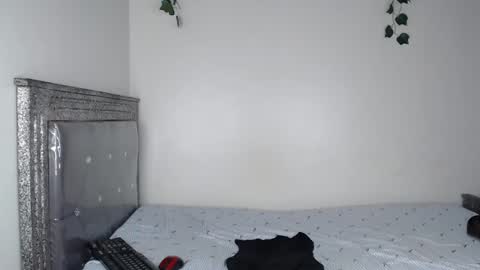 Snapshot of hornygal256 chatting on October 11, 9:58 am hornygal256 online show from October 11, 9:58 am