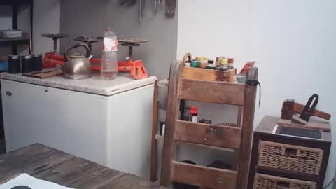 Nix  D online show from March 6, 4:17 pm