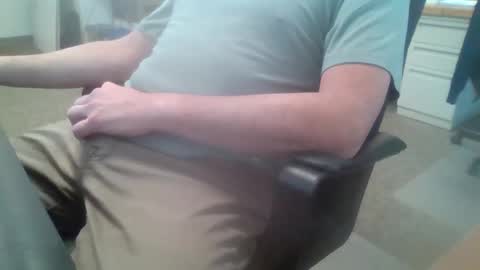 hornyhubby1001 online show from November 12, 3:25 pm