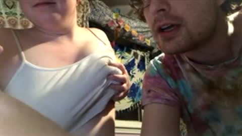 hornyjer420 online show from April 12, 6:06 am