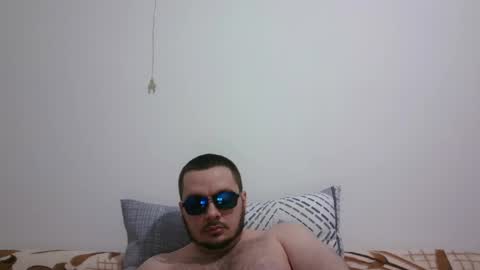 hornymonkey991 online show from April 11, 1:54 am