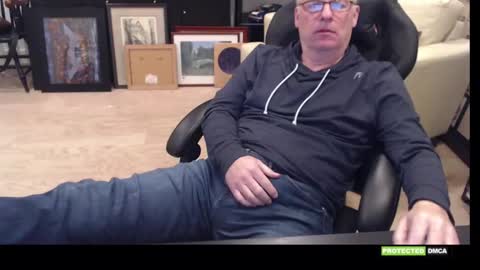 hornynthick70 online show from March 4, 11:35 pm