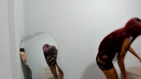 ronald and victoria online show from October 27, 5:07 am