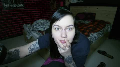 Messalina Horror online show from April 22, 4:30 am