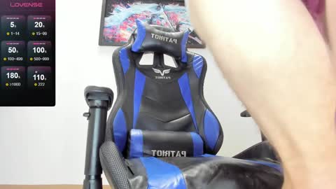 horse_man2 online show from February 7, 4:46 pm