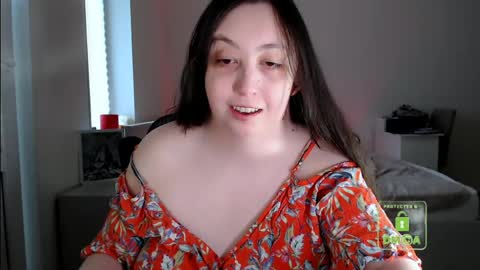 Lila online show from April 14, 3:15 pm