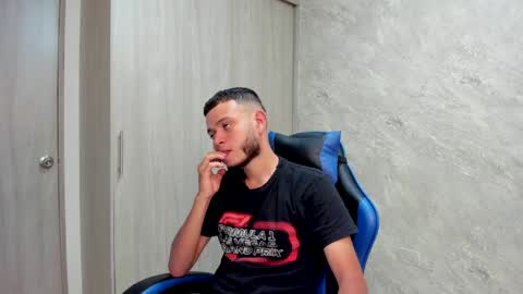 hot bad boy69 online show from April 21, 8:49 pm